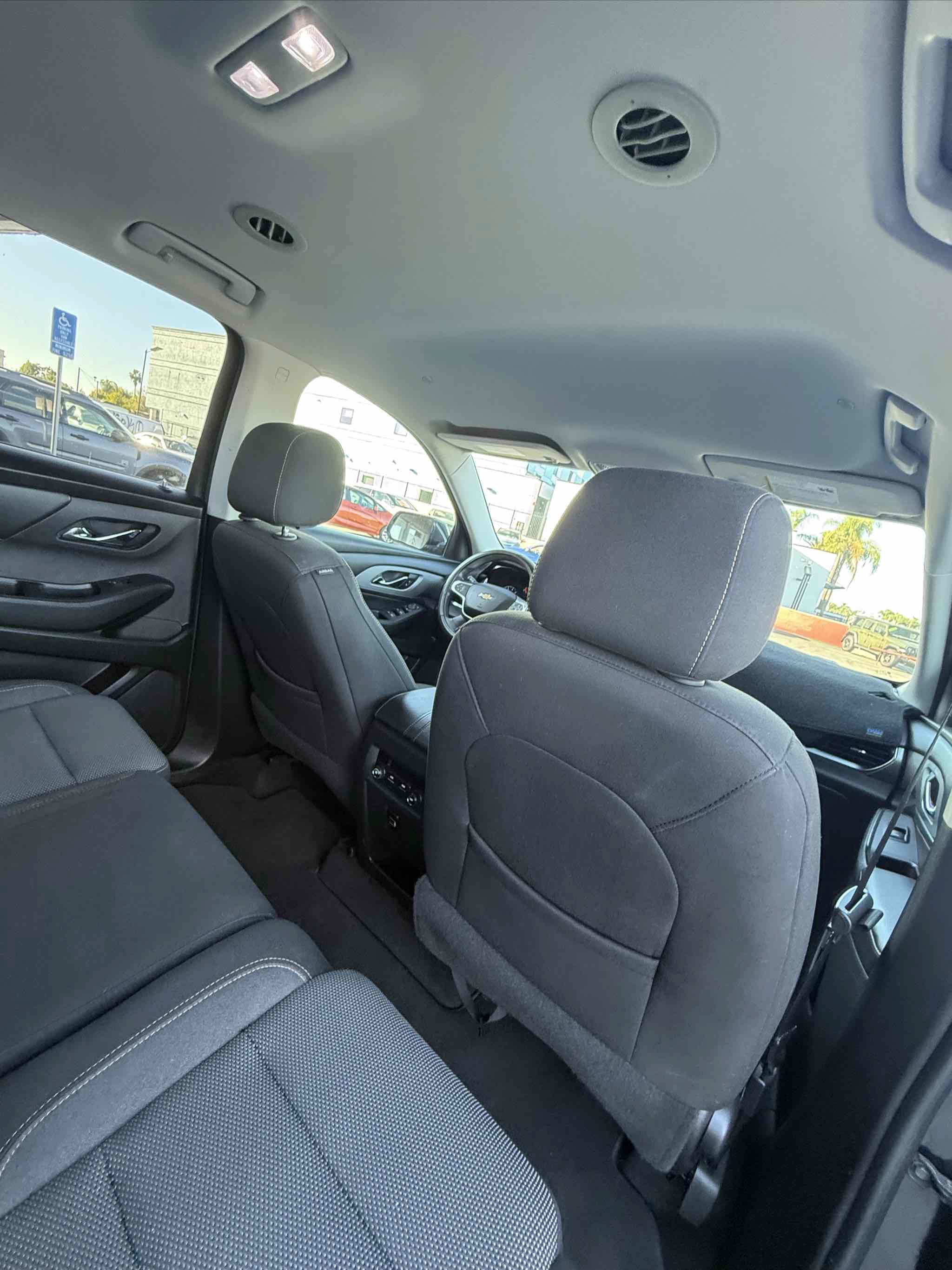 Used 2018 Chevrolet Traverse LS FWD image 60