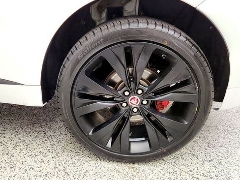 Used 2019 Jaguar F-PACE S AWD/4WD image 9