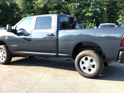 New 2025 RAM 2500 Big Horn image 5