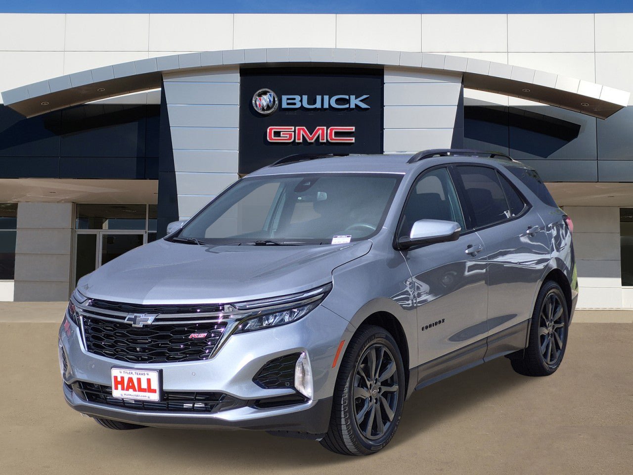 Certified 2023 Chevrolet Equinox RS FWD image 3