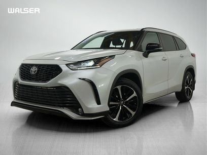 Used 2022 Toyota Highlander XSE