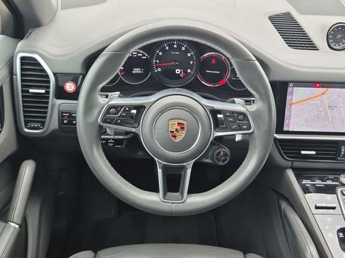 Used 2020 Porsche Cayenne AWD/4WD image 22