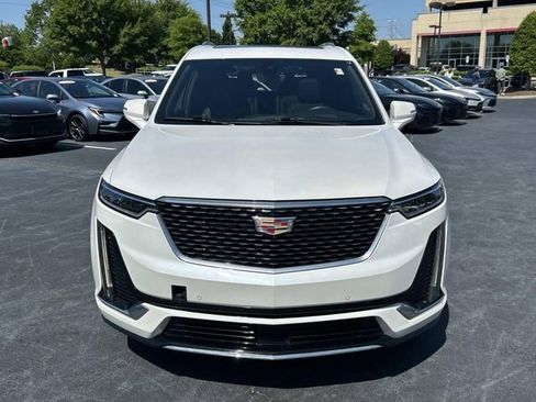 Used 2023 Cadillac XT6 Premium Luxury w/ Technology Package AWD/4WD image 9
