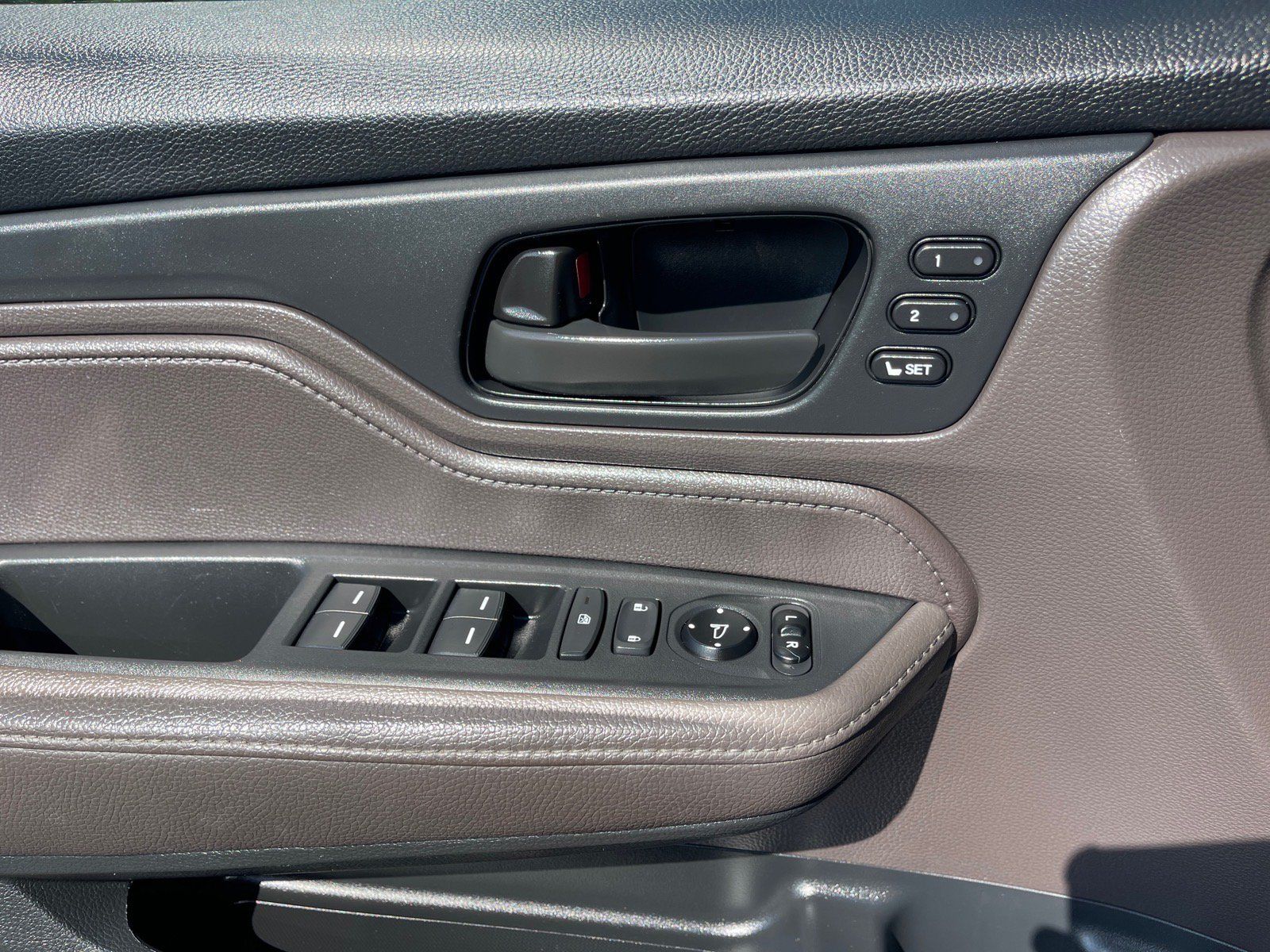 Used 2019 Honda Odyssey EX-L image 8