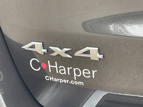 Used 2018 Jeep Grand Cherokee Limited AWD/4WD image 18