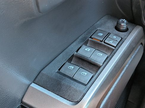 Used 2022 Toyota Tacoma SR5 w/ Technology Package RWD image 21