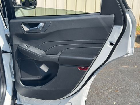 Used 2021 Ford Escape SE AWD/4WD image 39