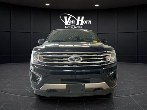 Used 2021 Ford Expedition Max XLT AWD/4WD image 2