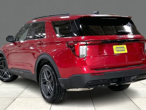 New 2026 Ford Explorer ST-Line w/ ST-Line Street Pack AWD/4WD image 3