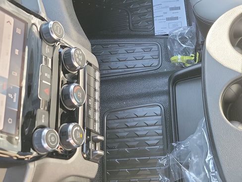 New 2026 RAM 3500 Tradesman w/ Chrome Appearance Group image 24