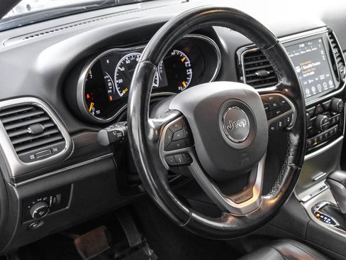 Used 2021 Jeep Grand Cherokee Limited AWD/4WD image 36