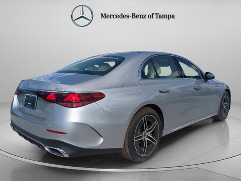 Certified 2025 Mercedes-Benz E 350 4MATIC Sedan image 4