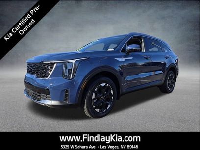 Certified 2025 Kia Sorento S w/ Panoramic Sunroof Package