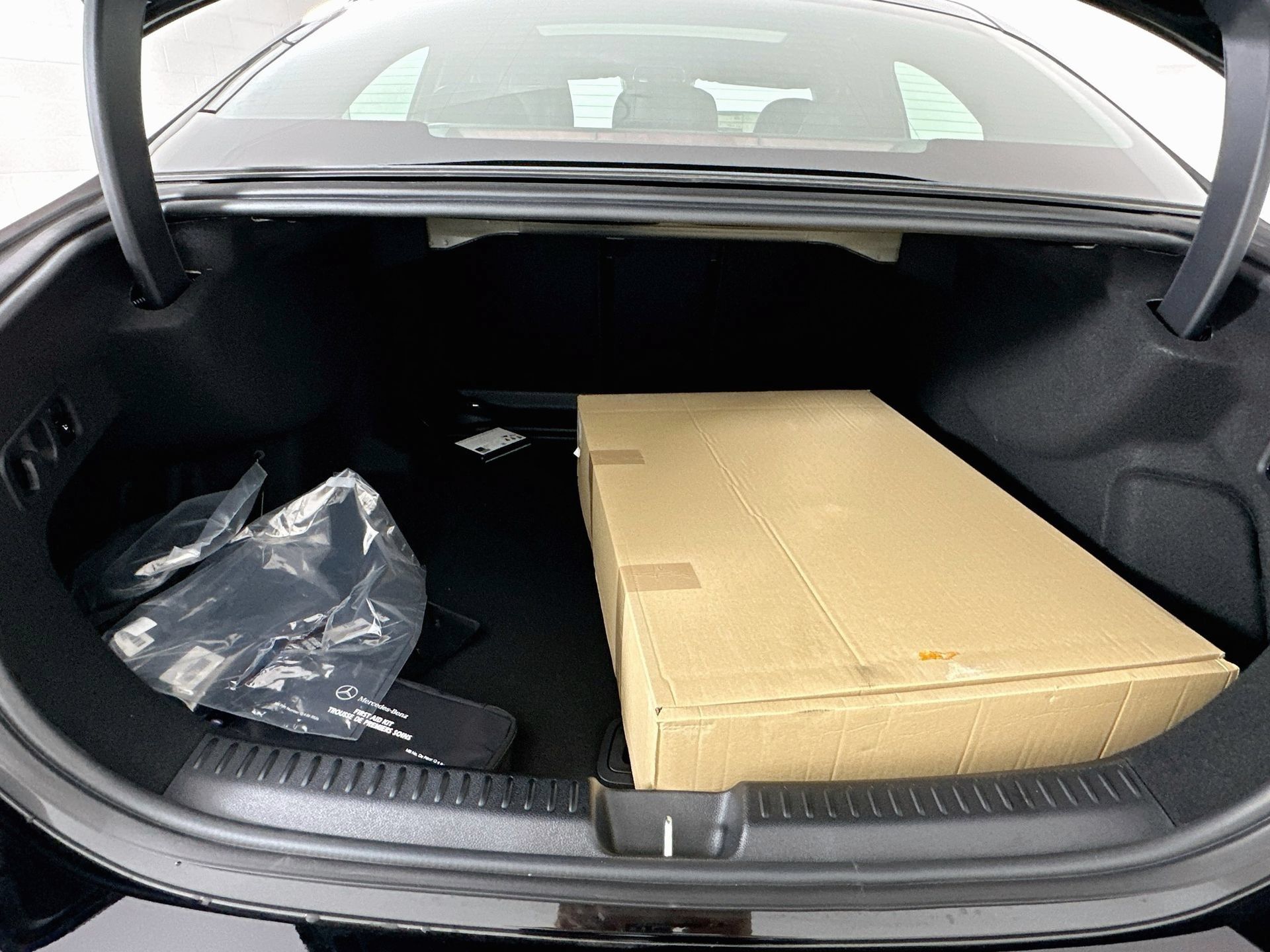 New 2027 Mercedes-Benz E 350 Sedan image 29