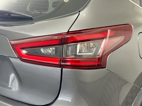 Used 2020 Nissan Rogue Sport S w/ Appearance Package FWD image 33