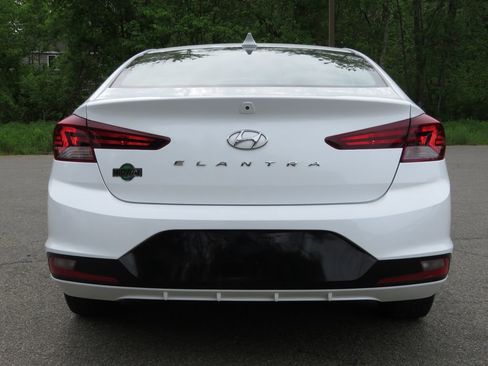 Used 2019 Hyundai Elantra Value Edition w/ Cargo Package FWD image 6