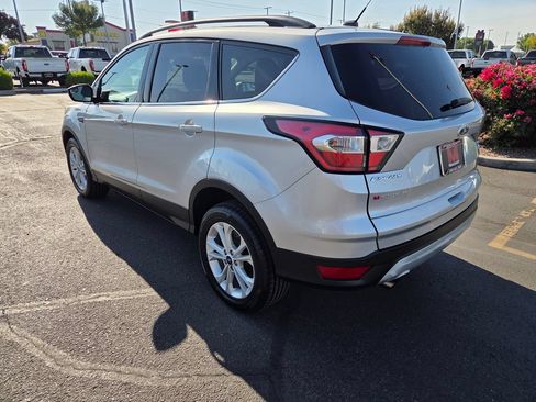 Used 2018 Ford Escape SE AWD/4WD image 5