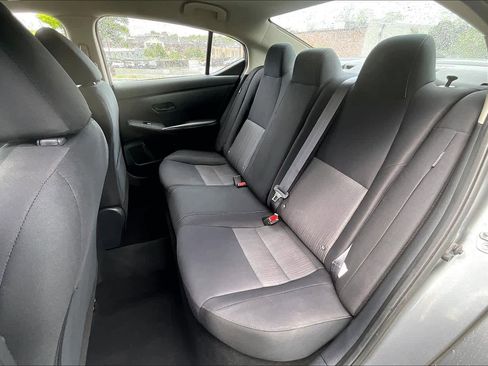 Used 2024 Nissan Sentra SV FWD image 20