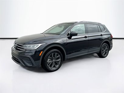 Certified 2024 Volkswagen Tiguan SE