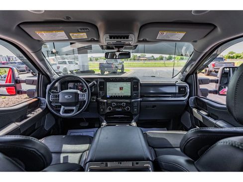 Used 2024 Ford F450 Lariat w/ Lariat Ultimate Package AWD/4WD image 10