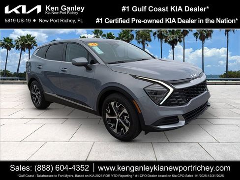 Certified 2025 Kia Sportage EX FWD image 1