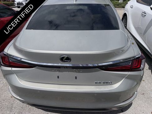 Certified 2025 Lexus ES 350 w/ Premium Package image 6