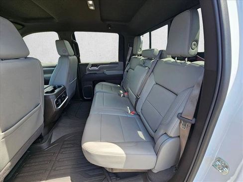 Used 2025 GMC Sierra 2500 SLT w/ Texas SLT Premium Package AWD/4WD image 17