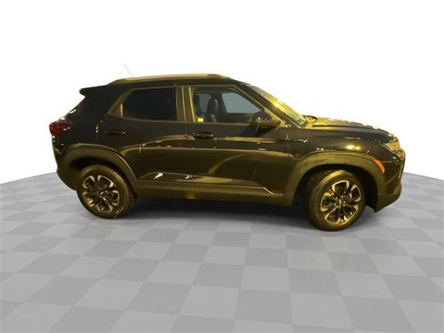 Used 2023 Chevrolet TrailBlazer LT image 4