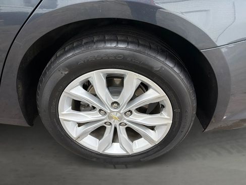 Used 2021 Chevrolet Malibu LT image 15