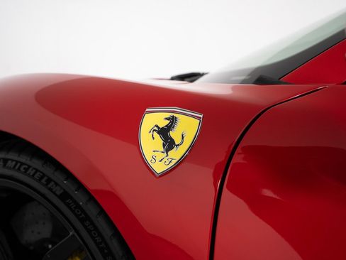 Used 2025 Ferrari 296 GTS RWD image 10