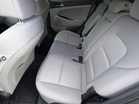 Used 2017 Hyundai Tucson Sport FWD image 8