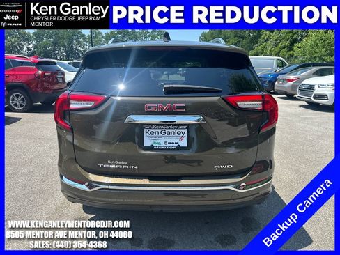Used 2024 GMC Terrain Denali AWD/4WD image 8