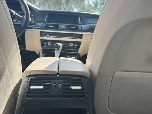 Used 2014 BMW 528i Sedan RWD image 16