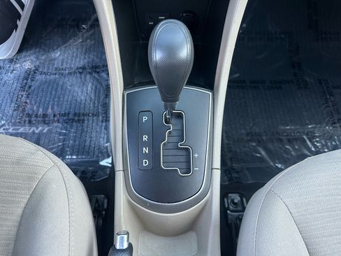 Used 2017 Hyundai Accent Value Edition image 40