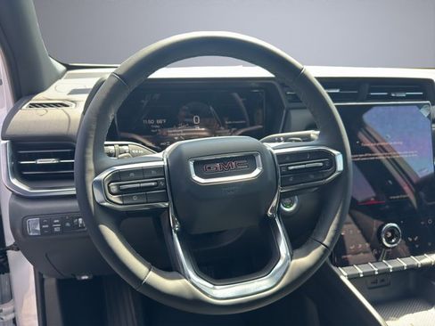New 2025 GMC Terrain Elevation w/ Black Edition image 15