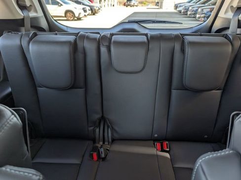 Certified 2025 Subaru Ascent Limited image 30