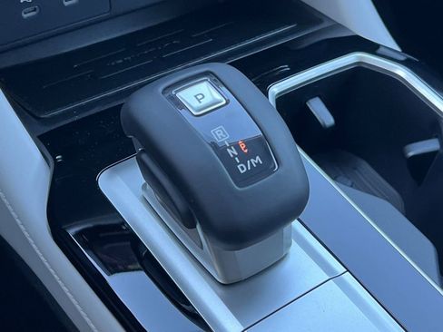 New 2026 Mitsubishi Outlander SE image 23