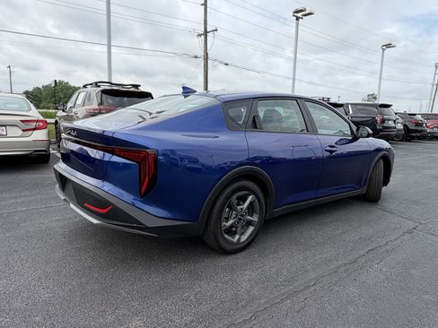 Used 2025 Kia K4 FWD image 8