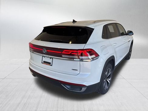 New 2026 Volkswagen Atlas Cross Sport SE image 5