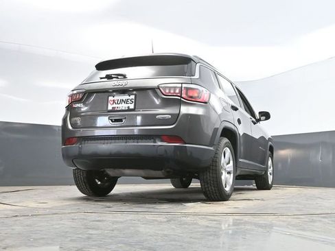 Used 2018 Jeep Compass Latitude image 47