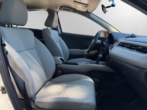 Used 2022 Honda HR-V LX image 15