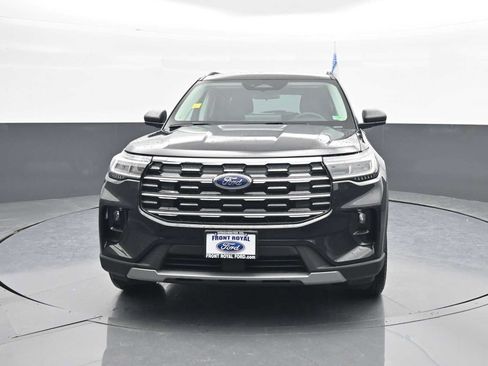 New 2026 Ford Explorer Active w/ Active Comfort Package AWD/4WD image 3