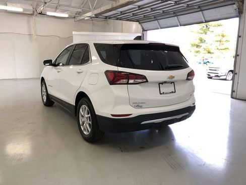 Used 2022 Chevrolet Equinox LT image 8