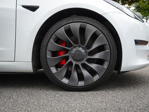 Used 2023 Tesla Model 3 Performance AWD/4WD image 13