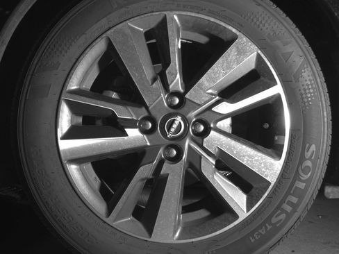 Used 2025 Nissan Versa SV image 12