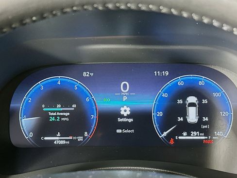 Used 2024 Toyota Highlander Platinum FWD image 18