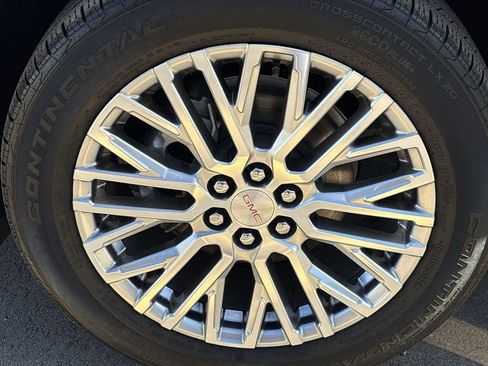 Used 2024 GMC Acadia Denali w/ Super Cruise Package image 33