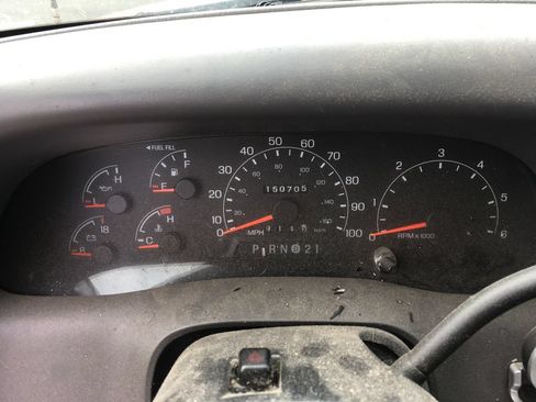 Used 2001 Ford F250 4x4 SuperCab Super Duty image 2