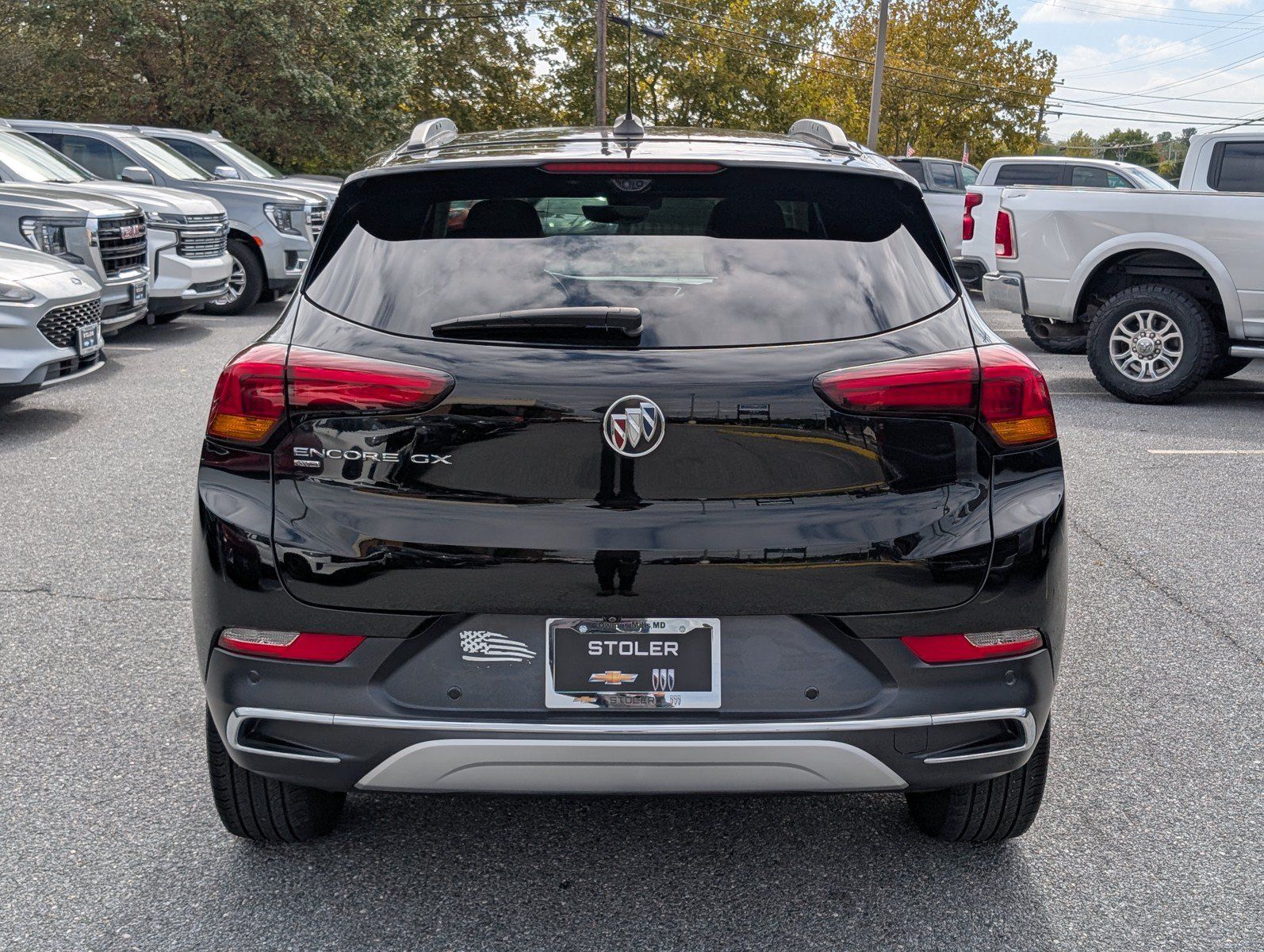 Used 2022 Buick Encore GX Essence w/ Advanced Technology Package AWD/4WD image 4