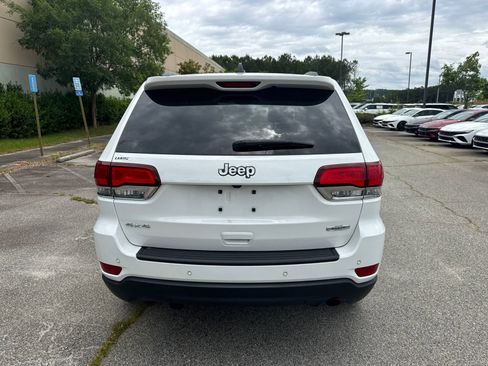 Used 2020 Jeep Grand Cherokee Laredo w/ Quick Order Package 2BN North AWD/4WD image 17